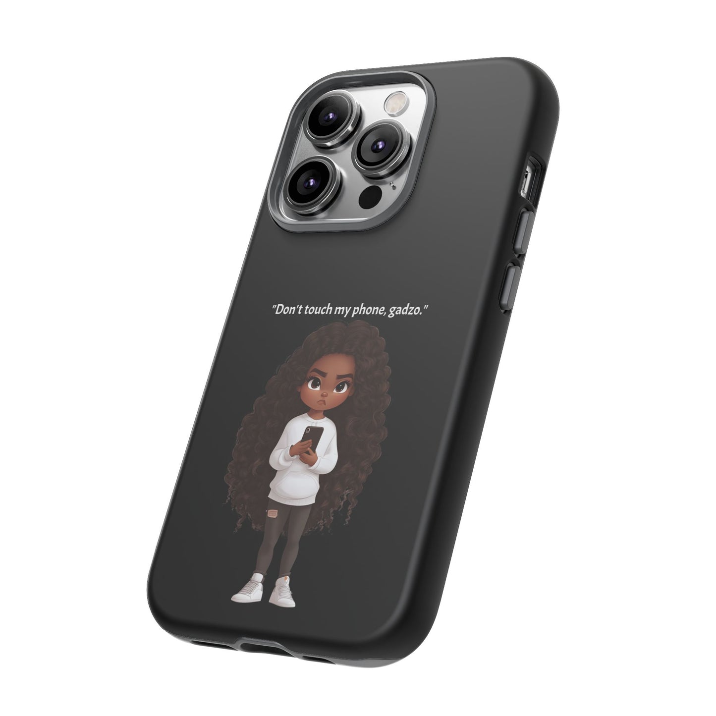 📱 „Don't touch my phone, gadzo.“ – Kryt s postojem a vtipem